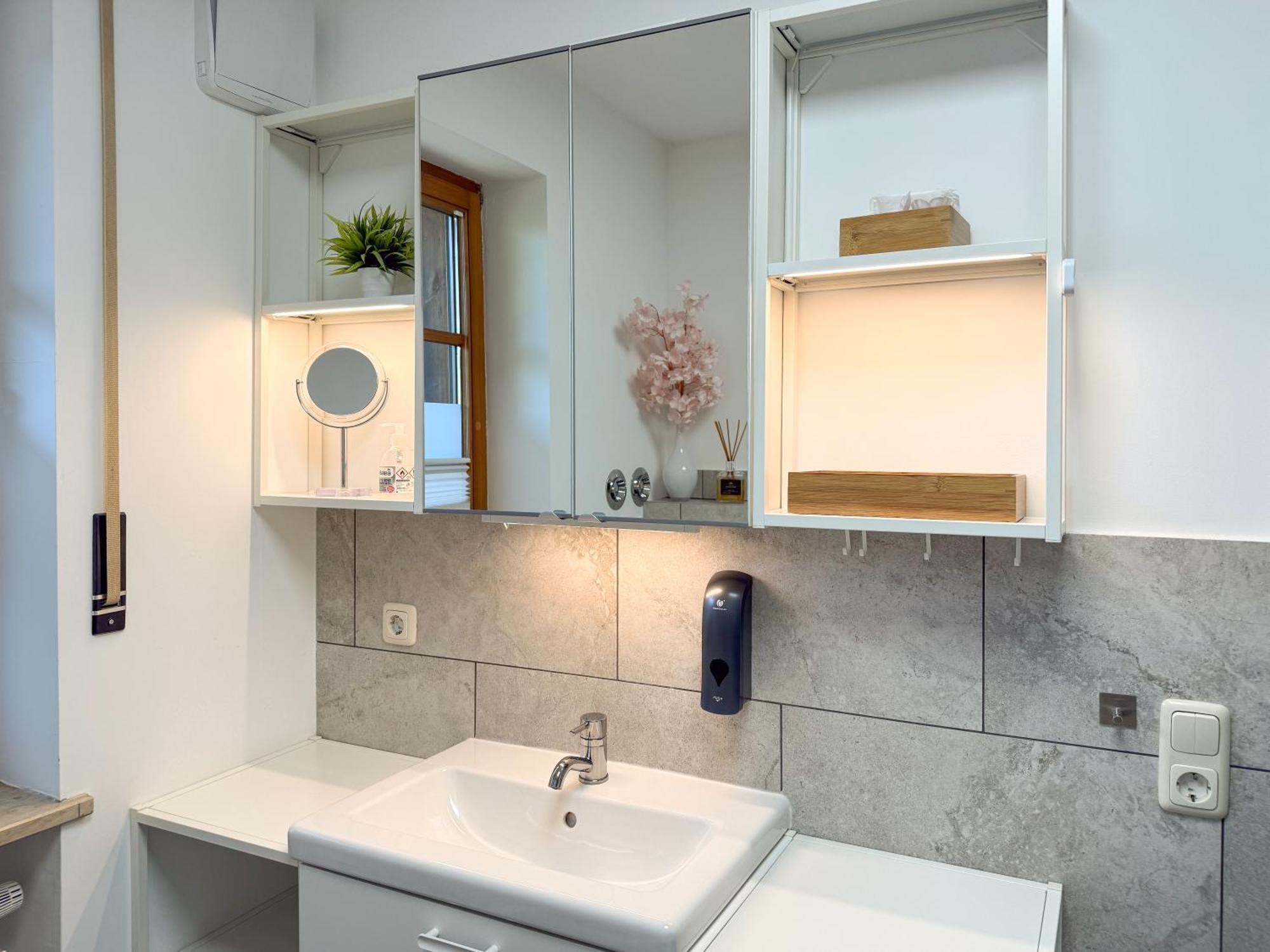 Apartment Wohlfuehlplatzl - Urgemuetlich & Ruhig Vogtareuth Экстерьер фото